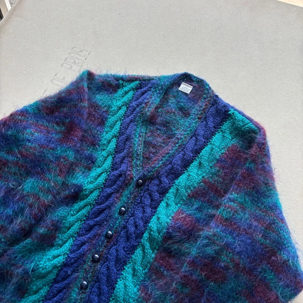 Vintage 90s New Zealand Handknits Cardigan Sweater